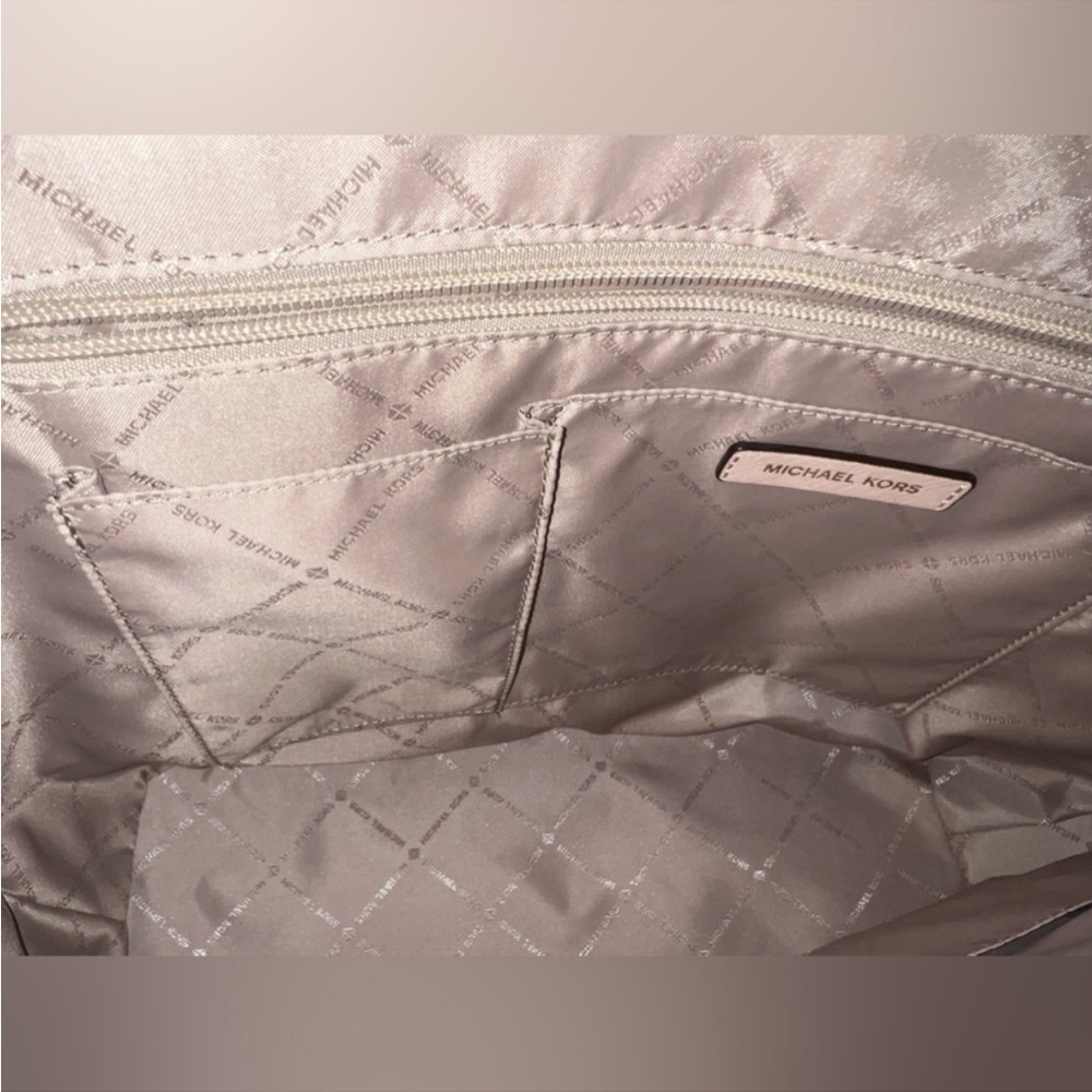 Michael Kors Ciara Large East West Top Zip Tote Pastel Pink Saffiano Leather - Picture 10 of 13